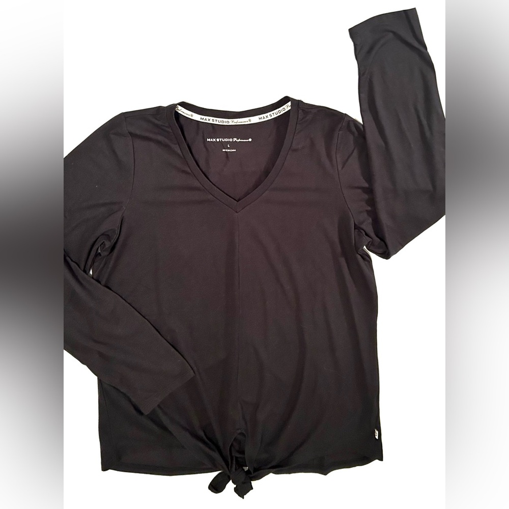 Max Studio Performance Black Long Sleeve V-Neck Top with Tie Bottom